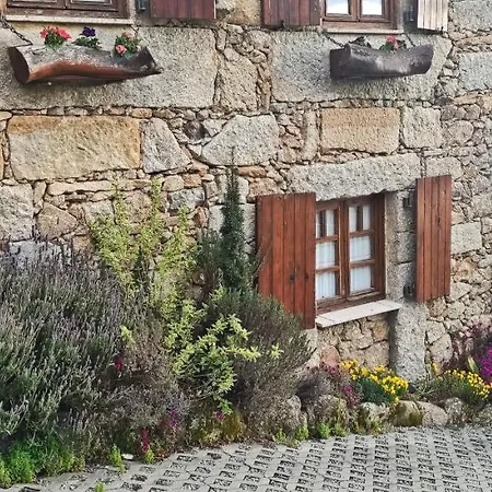 Chale Pouso Da Serra - Casas De Montanha *