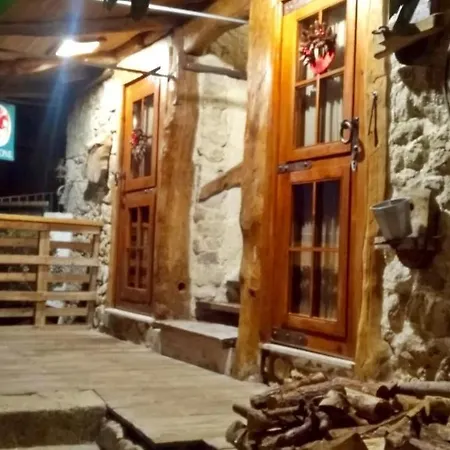 Country house Chale Pouso Da Serra - Casas De Montanha *